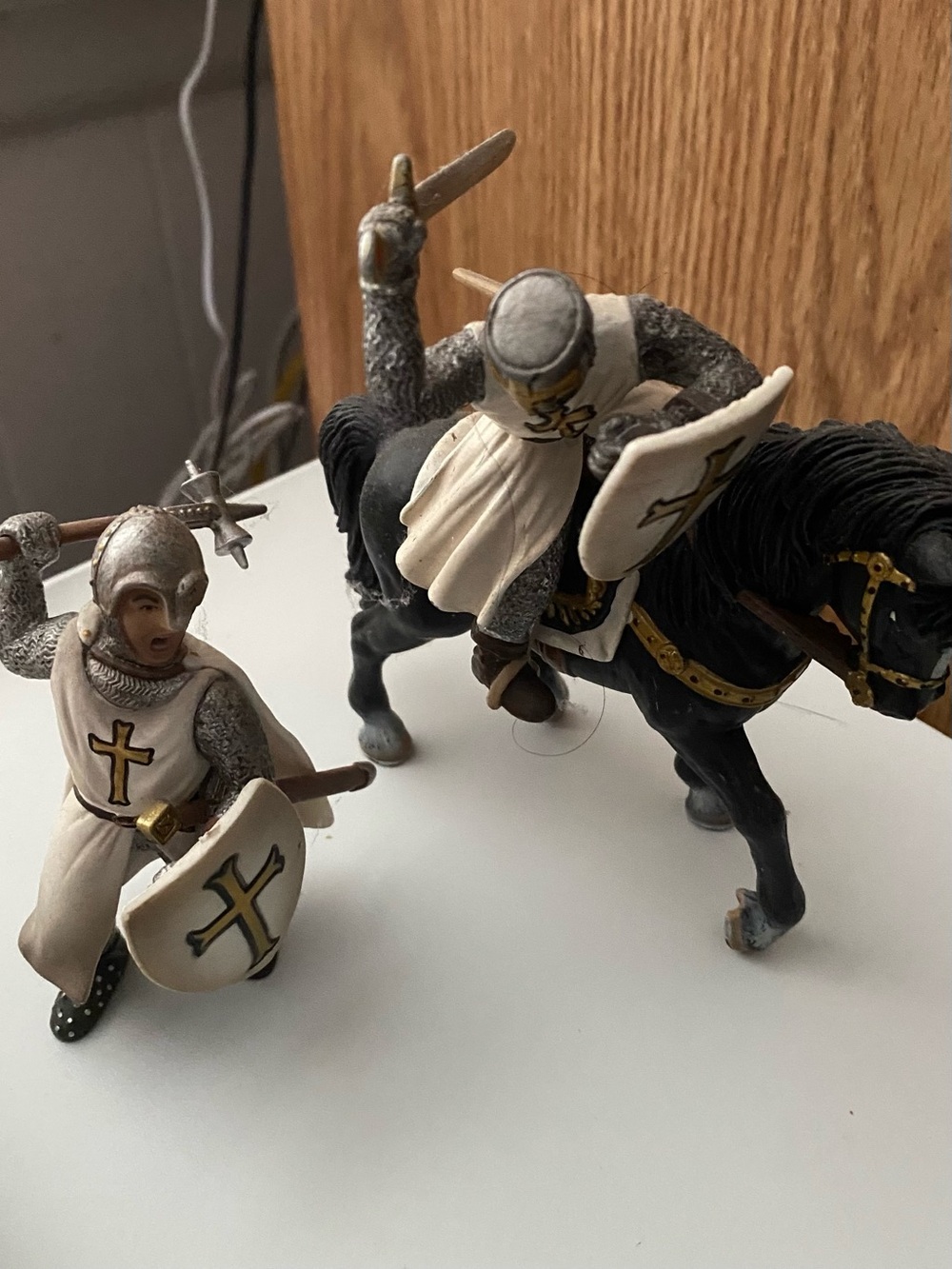 Schleich World of Knights Gold Cross Collectibles 3 piece Set in Ivory and Black